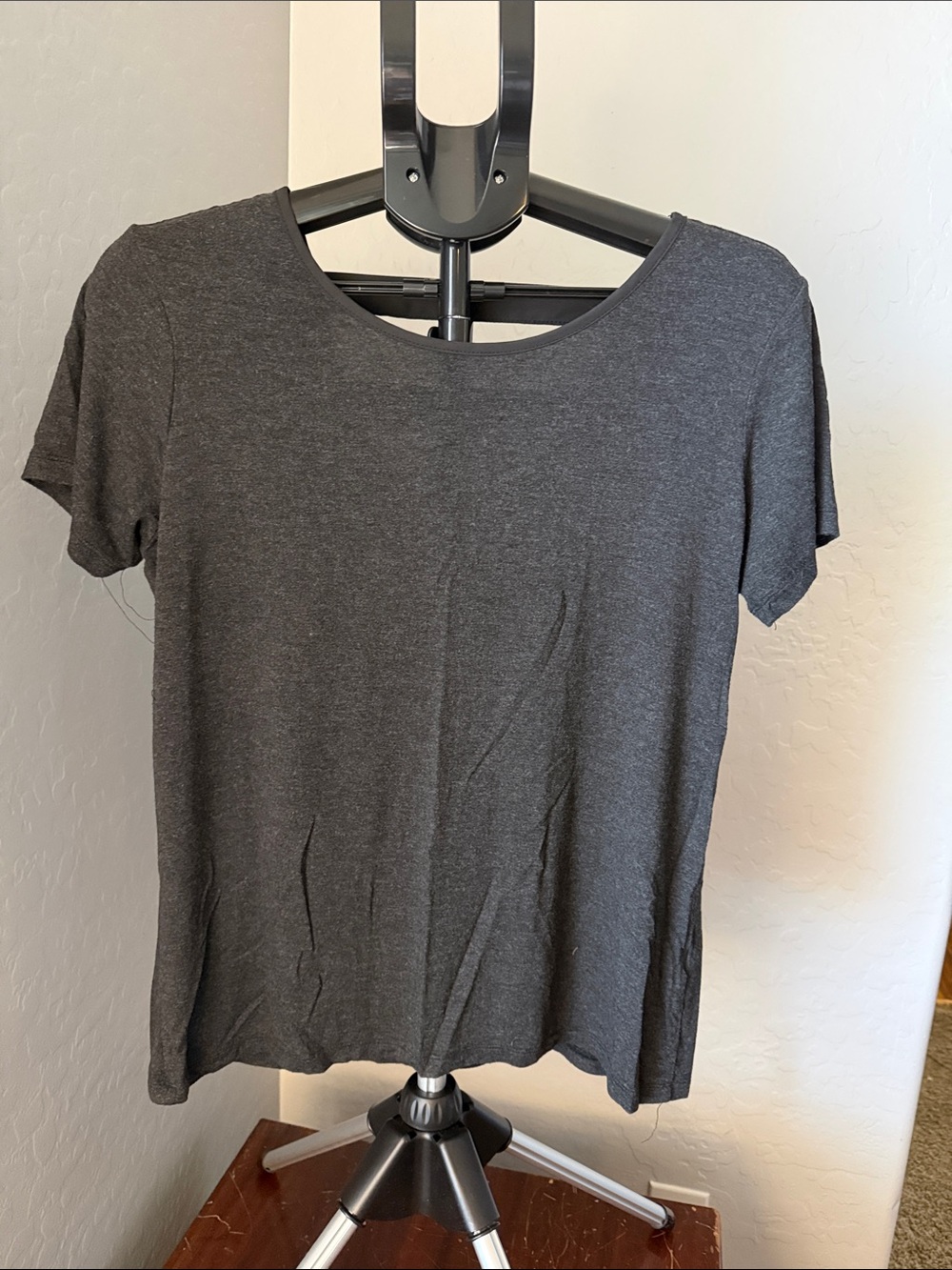 41 Hawthorn Scoop Neck Short Sleeve Tee - Charcoal Gray